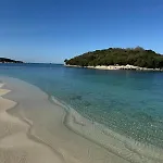 Azure Saranda