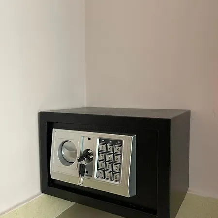 Azure Σαράντα